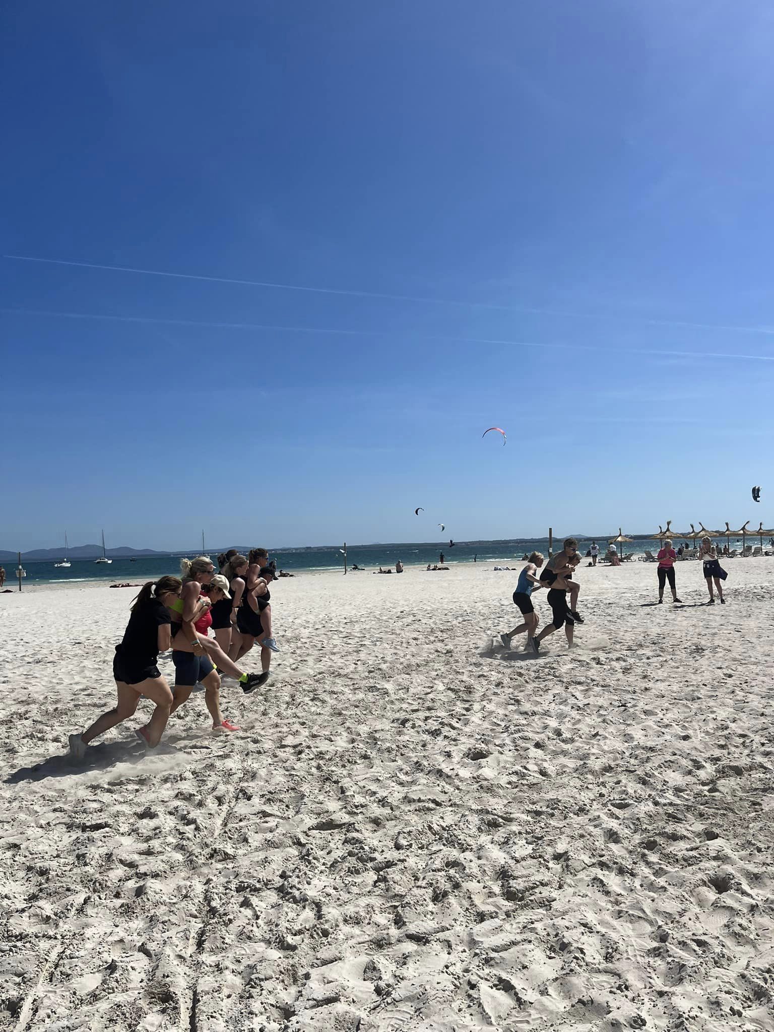 Maxpulse - aktive reiser, Reise til Tenerife på Camp Deila